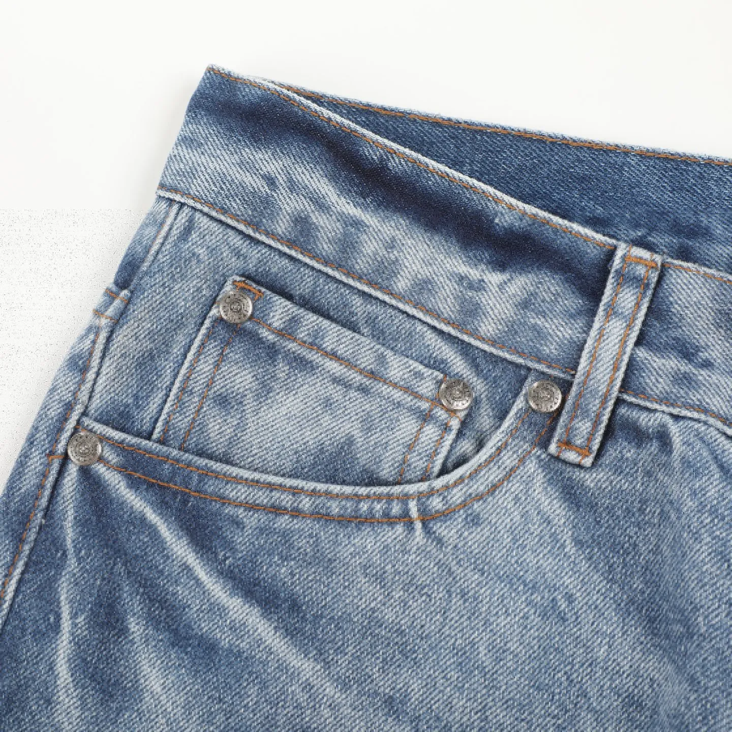 P260 Chrome Hearts 25FW CH Blue Pants Pink Leather Cross Bamboo Jeans. It adopts patchwork elements, mostly in the shape of a cross, and has glitter on the leather surface. Unique design, simple and elegant details, exquisite workmanship, the entire trousers are neatly routed, and the details are in place! It’s also so cool that both men and women can easily control it. It’s a gender-neutral trendy up version. Color: blue pants and pink leather Size: 28 30 32 34 36